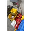 Image 3 : LOT OF ASSORTED WAREHOUSE SUPPLIES