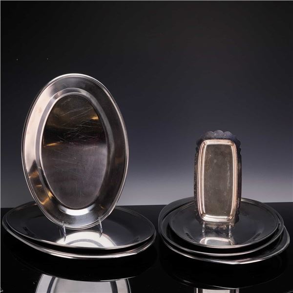 Set of 5 Stainless Steel Platters and a Scalloped Serving Dish