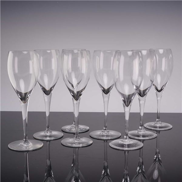 Set of 8 Baccarat French Crystal Wine Glasses, St. Remy