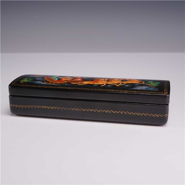 Signed Russian Kholuy Lacquer Papier-Mache Box with Hand-Painted Troika Scene