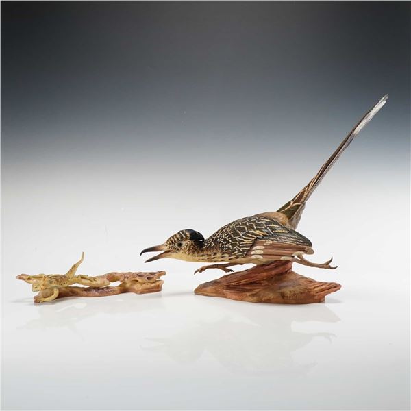 Pair of Boehm Porcelain Figurines, Roadrunner and Horned Toad on Branch 493