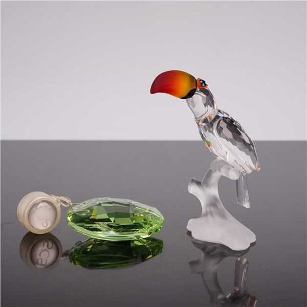 2pc Swarovski Crystal Toucan Feathered Beauties Figurine & Green Jewel