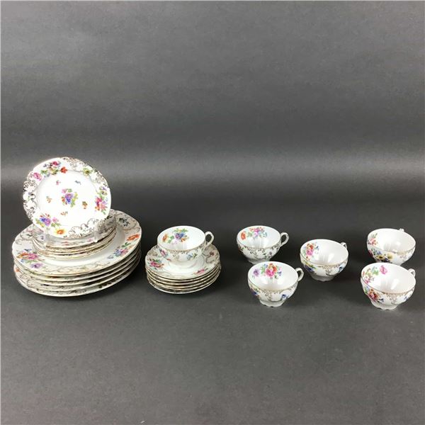 24pc Victoria Czechoslovakia Dinnerware Set, Service for Six