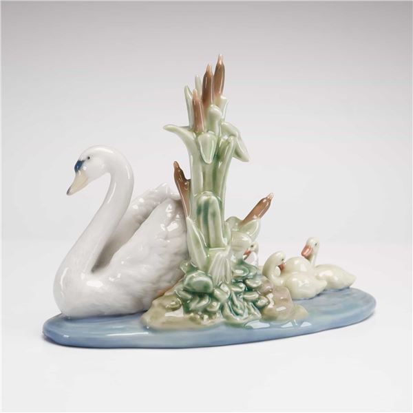 Lladro Porcelain Figurine, Follow Me 1005722