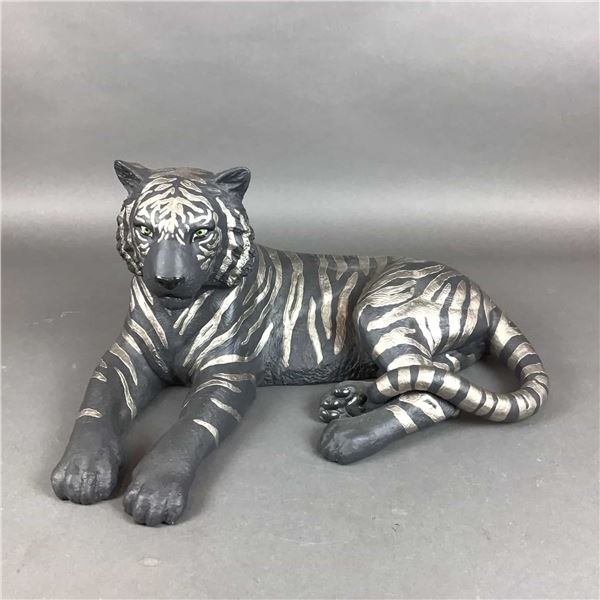 Lladro Porcelain Sculpture, Tiger (Black and Silver) 01009261