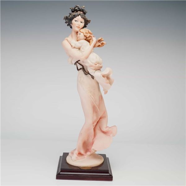 Giuseppe Armani Florence Sculture d'Arte Figurine Mother's Love 0754P