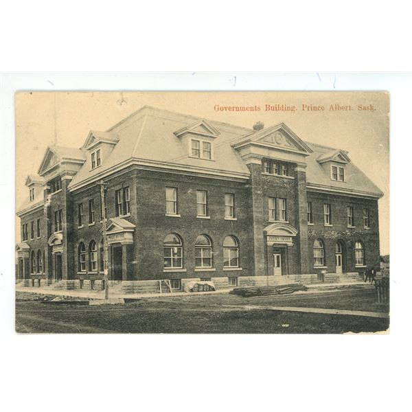 1907 Vintage Post Card – “Government Building.  Prince Albert, Sask.”  Po