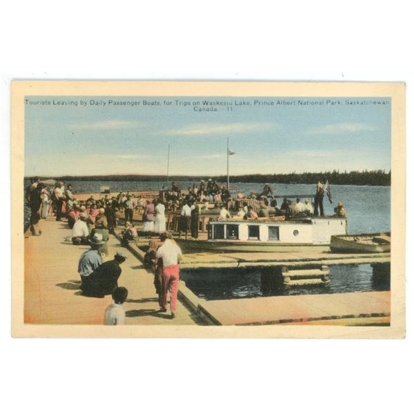 Vintage Post Card- “Tourists Leaving by Daily Passenger Boats for Trips on Waskesiu Lake[x=