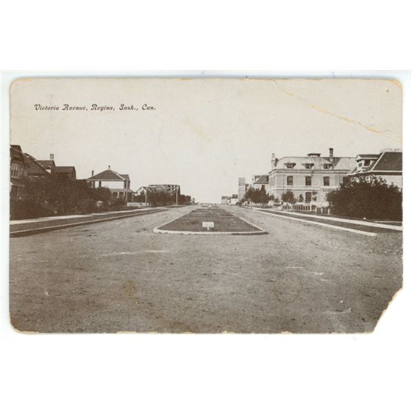 Vintage Post Card – “Victoria Avenue, Regina, Sask., Can.”