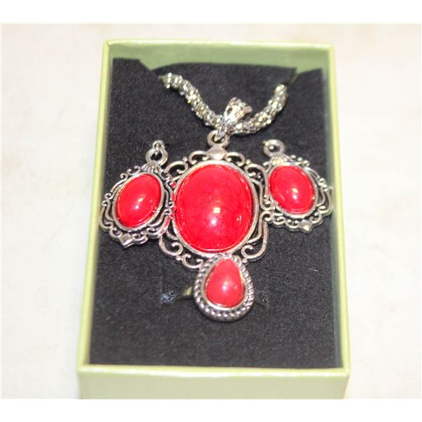 NEW NECKLACE AND RING SZ 5 WITH EARRINGS