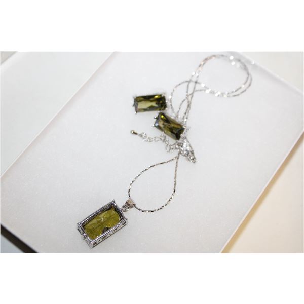 PERIDOT OCTAGON GREEN GEMSTONE