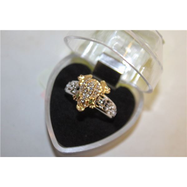 ESTATE RING SZ8