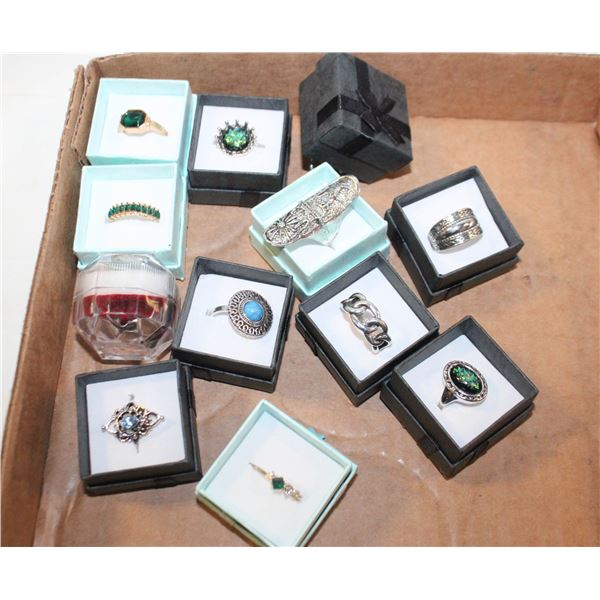 LOT OF 12 ESTATE RINGS