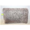 Image 1 : INTERIOR + STYLE BATHROOM MAT