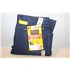 Image 1 : NEW 42X36 WRANGLER BLUE JEANS
