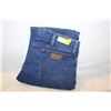 Image 1 : 38X32 WRANGLER BLUE JEANS