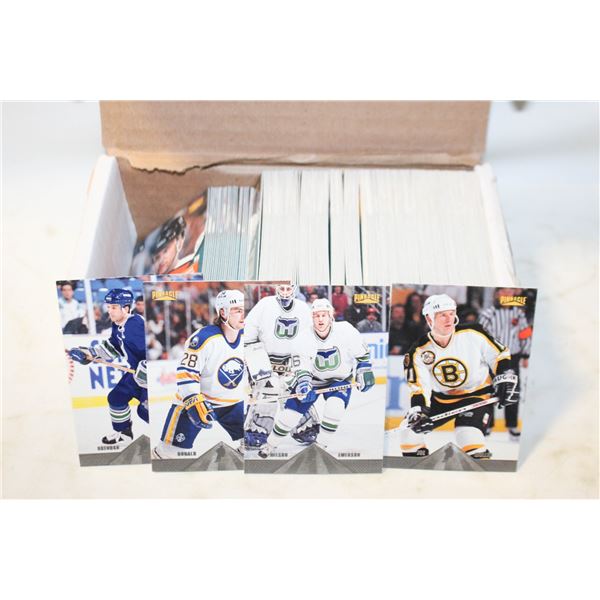1996-97 PINNACLE NHL PREMIUM STOCK APPROX 400CARDS
