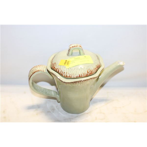 MUSHROOM TEA POT BELLA CASA GREEN 10" H