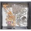 Image 1 : GOLD PLATED CRYSTAL MICKEY NECKLACE & KISSING