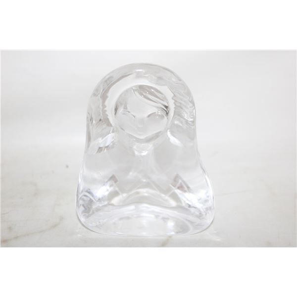 MAT JONASSON SIGNED ESKIMO GIRL CRYSTAL ART GLASS