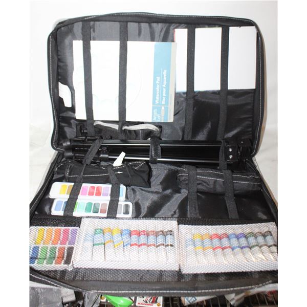 ARTIST’S LOFT EASEL DELUXE ART SET IN CARRY CASE