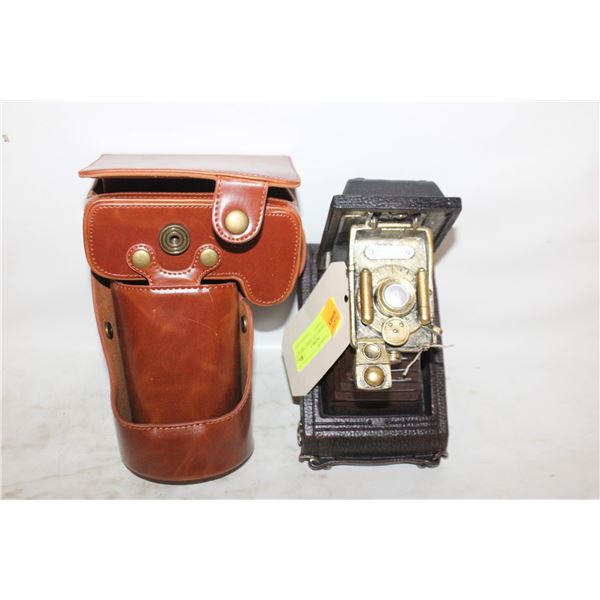2 PCE CAMERA LEATHER CASE & DECOR CAMERA