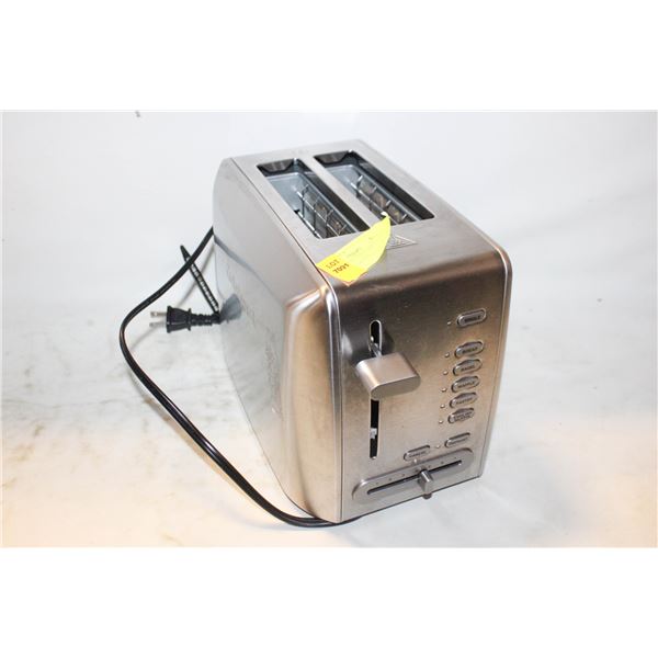 CUISINART CUSTOM SELECT 2 SLICE ST. STEEL TOASTER