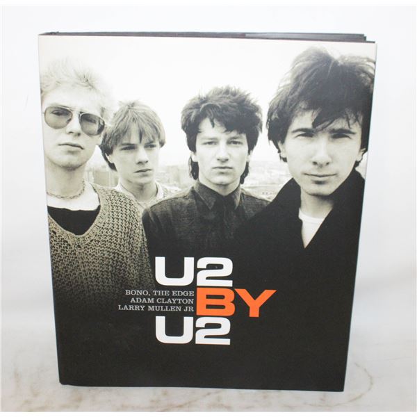U2 BY U2 HARD COVER COLLECTABLE COFFEE TABLE BOOK