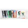 Image 1 : STAR WARS HOLOCRON & GALAXY CARDS 40 LOT