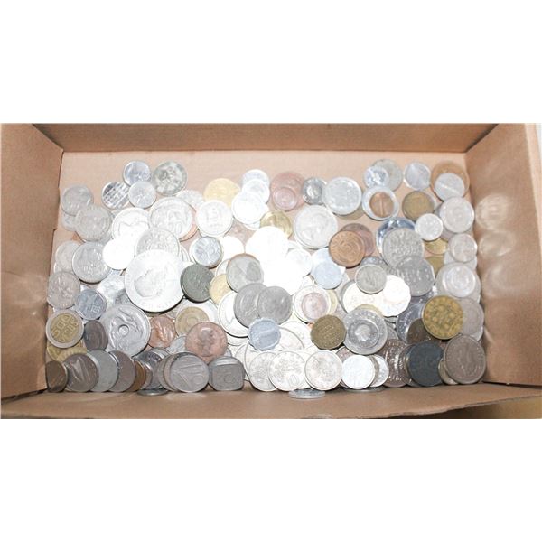2.5 POUNDS OF VARIOUS ESTATE WORLD COINS IN BAG
