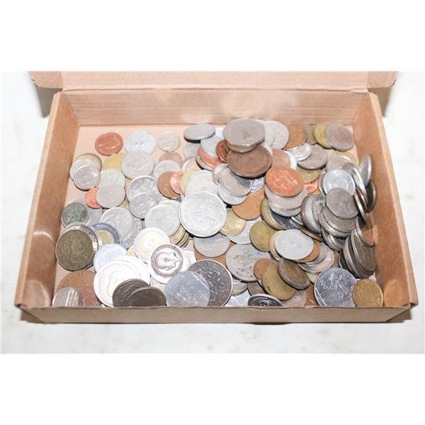 2.5 POUNDS OF VARIOUS ESTATE WORLD COINS IN BAG
