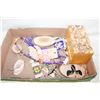 Image 1 : ESTATE HANDMADE WOODEN JEWELRY BOX
