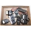 Image 1 : LOT OF 3 VINTAGE FILM CAMERAS