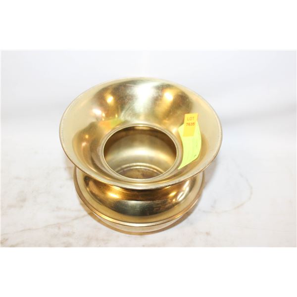 VINTAGE SMALL BRASS SPITTOON