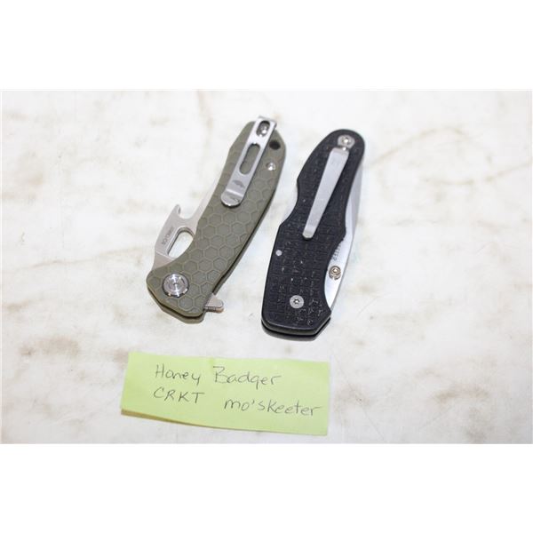 1 BAG WITH SOG TRIDENT AT FOLDING KNIFE