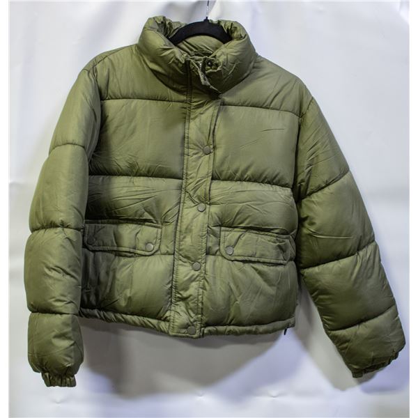 C & C CALIFORNIA WOMENS CROPPED PUFFER COAT SIZE L