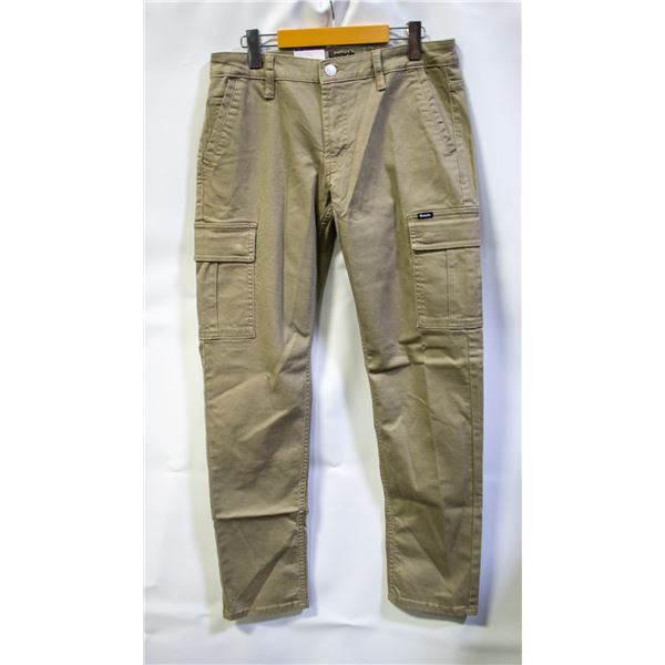NEW BENCH MEN'S DENIM CARGO PANTS SIZE 30 X 32