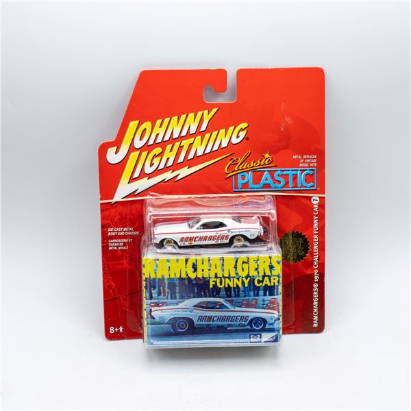 2005 JOHNNY LIGHTNING CLASSIC PLASTIC