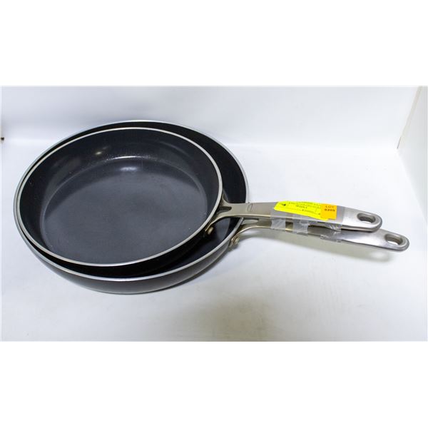 2 PACK OF OXO SOFTWORKS NONSTICK SKILLET SET