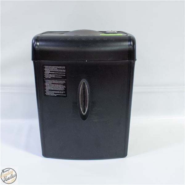 CASEMATE PAPER SHREDDER AU675XB