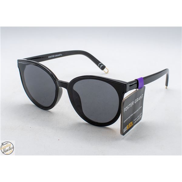 PAIR OF NEW FOSTER GRANT SUNGLASSES
