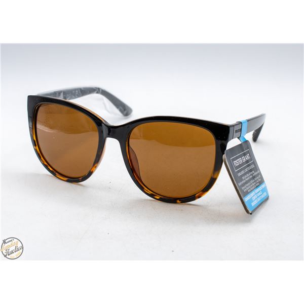 PAIR OF NEW FOSTER GRANT SUNGLASSES