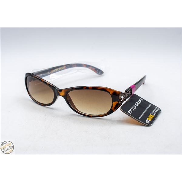 PAIR OF NEW FOSTER GRANT SUNGLASSES