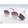 Image 1 : PAIR OF NEW FOSTER GRANT SUNGLASSES