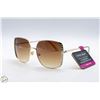Image 1 : PAIR OF NEW FOSTER GRANT SUNGLASSES