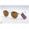 Image 1 : PAIR OF NEW FOSTER GRANT SUNGLASSES
