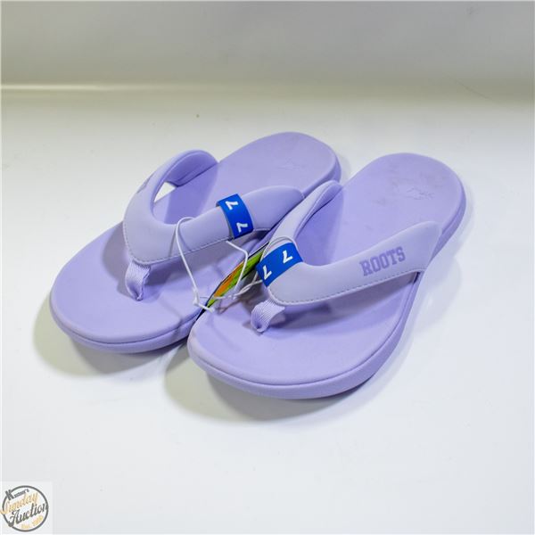 NEW ROOTS WOMENS FLIP FLOPS PURPLE SIZE 7