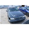 Image 8 : BAILIFF SEIZURE: 2000 MERCEDES C230 KOMPRESSOR