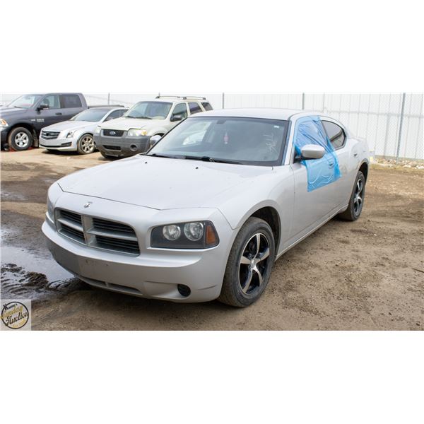 2010 DODGE CHARGER