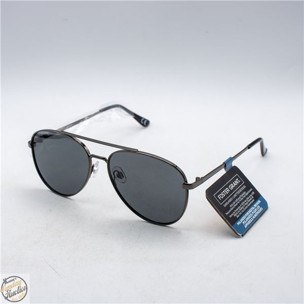 PAIR OF NEW FOSTER GRANT SUNGLASSES